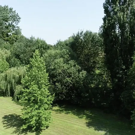 Logis Des Chauvins - Gite Cote Parc *